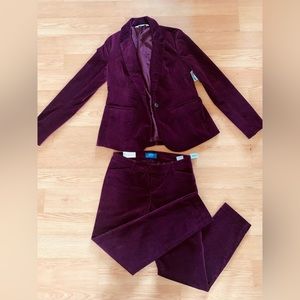 2 pieces set , brand new size top small , bottoms 2